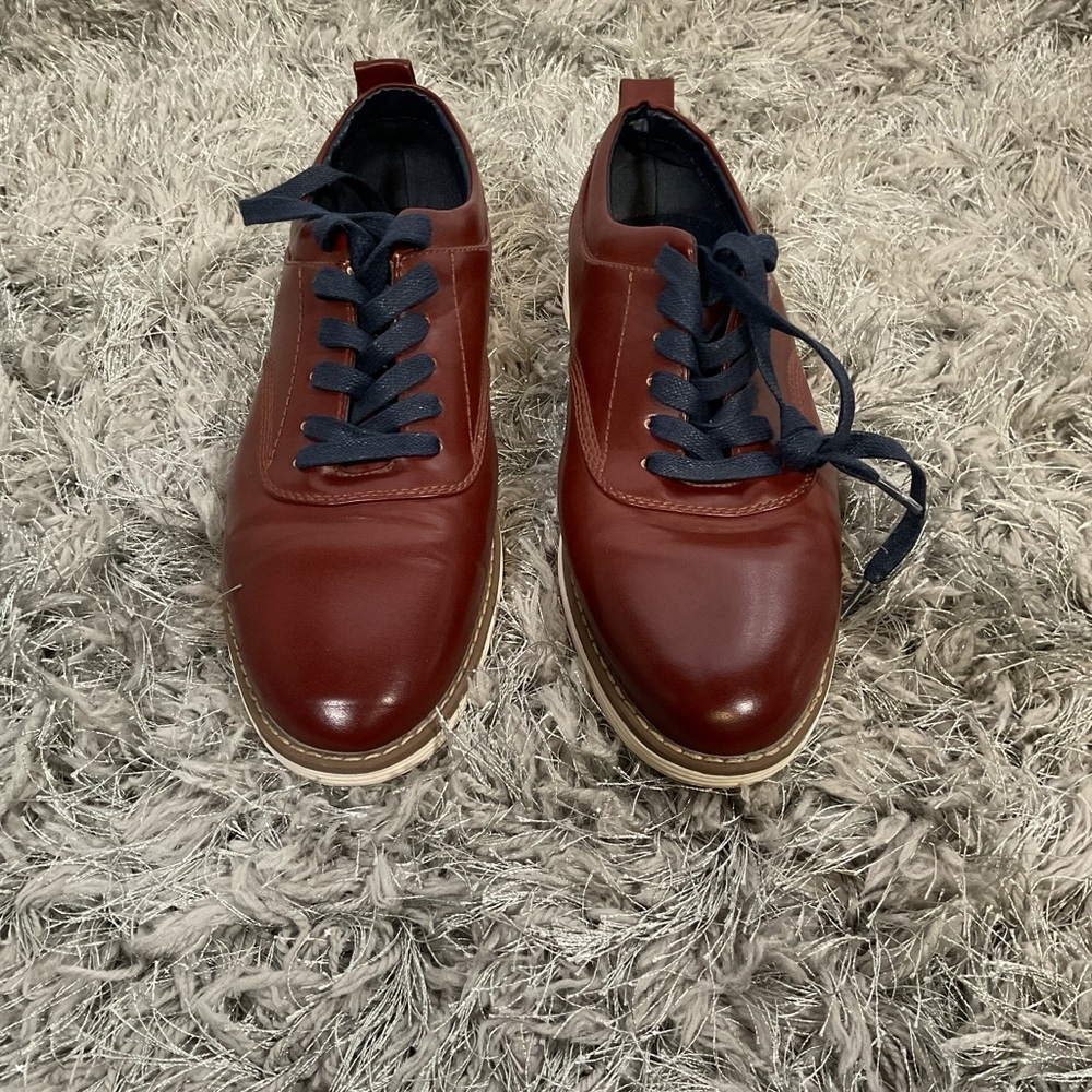 EUC Primark Classic Lace up Shoes